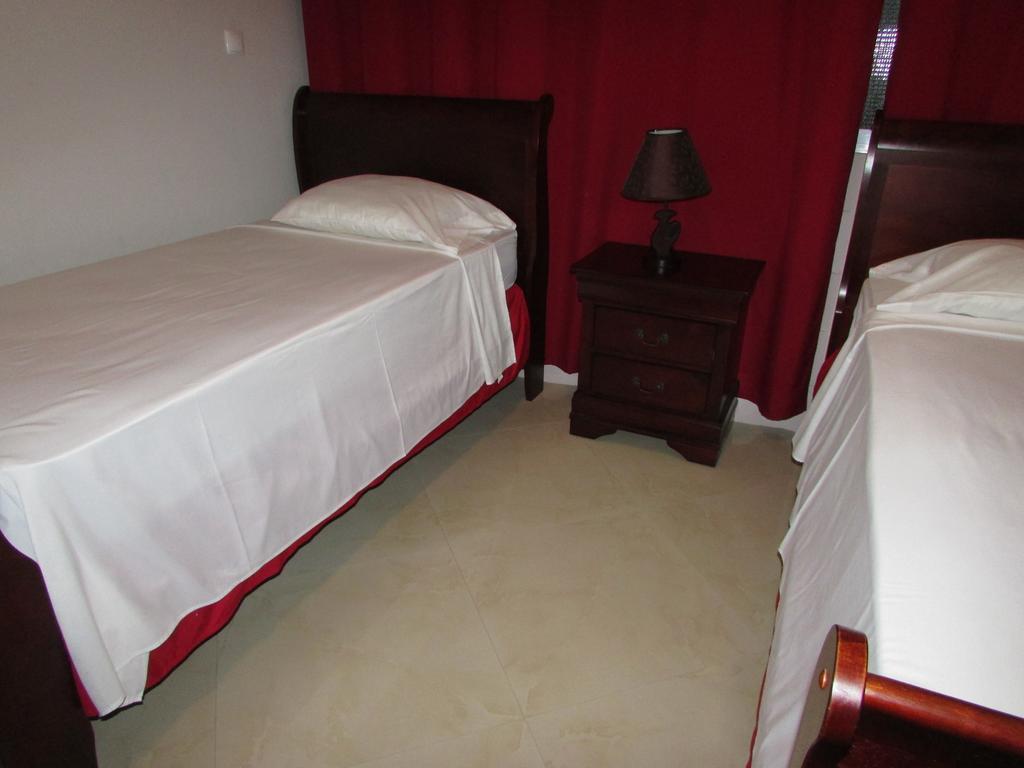 Bed and Breakfast Residencial Girassol, Lda São Filipe Zewnętrze zdjęcie